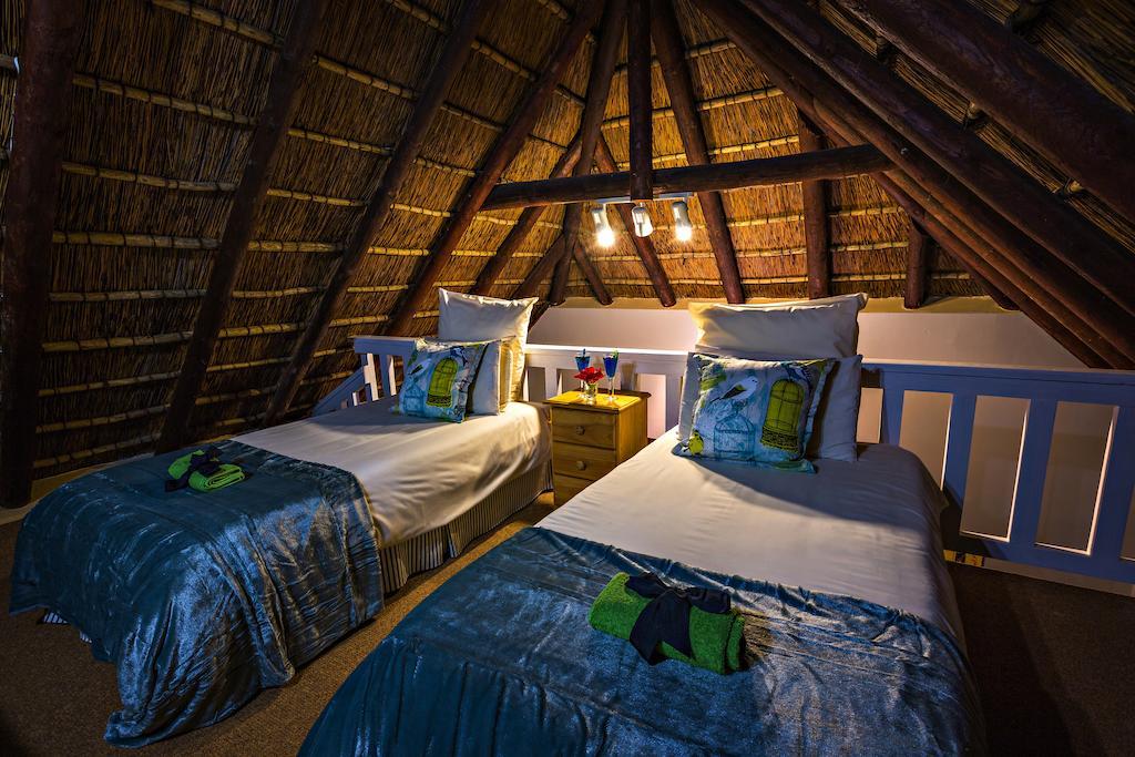 Thatchwood Country Lodge St Francis Bay Exteriör bild