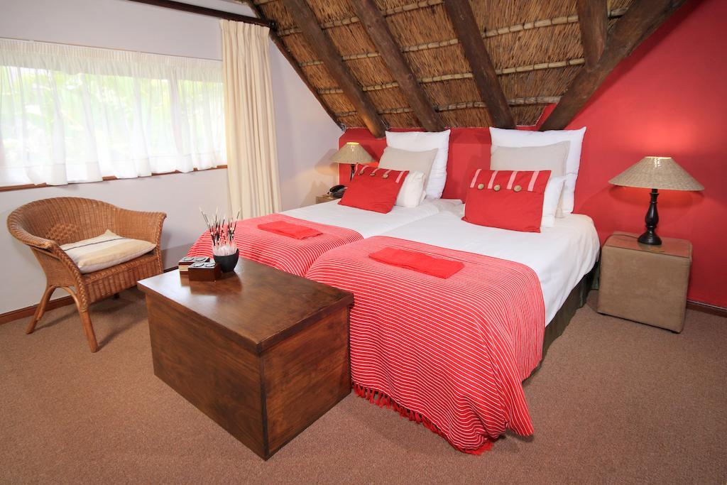 Thatchwood Country Lodge St Francis Bay Exteriör bild