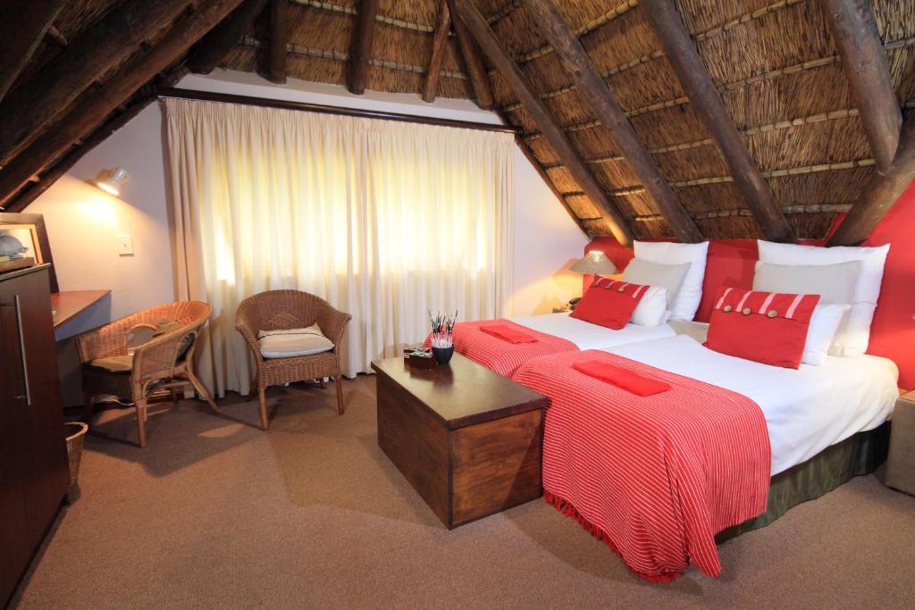 Thatchwood Country Lodge St Francis Bay Rum bild