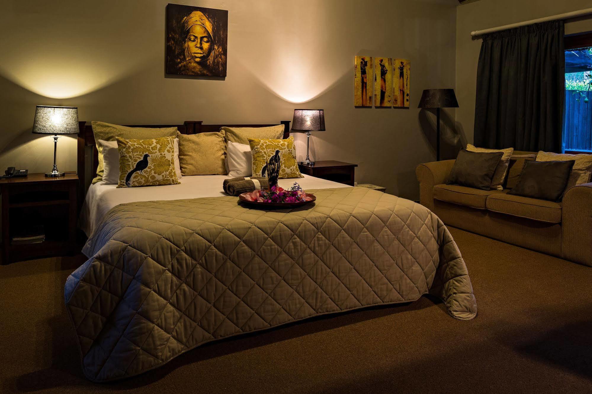 Thatchwood Country Lodge St Francis Bay Exteriör bild
